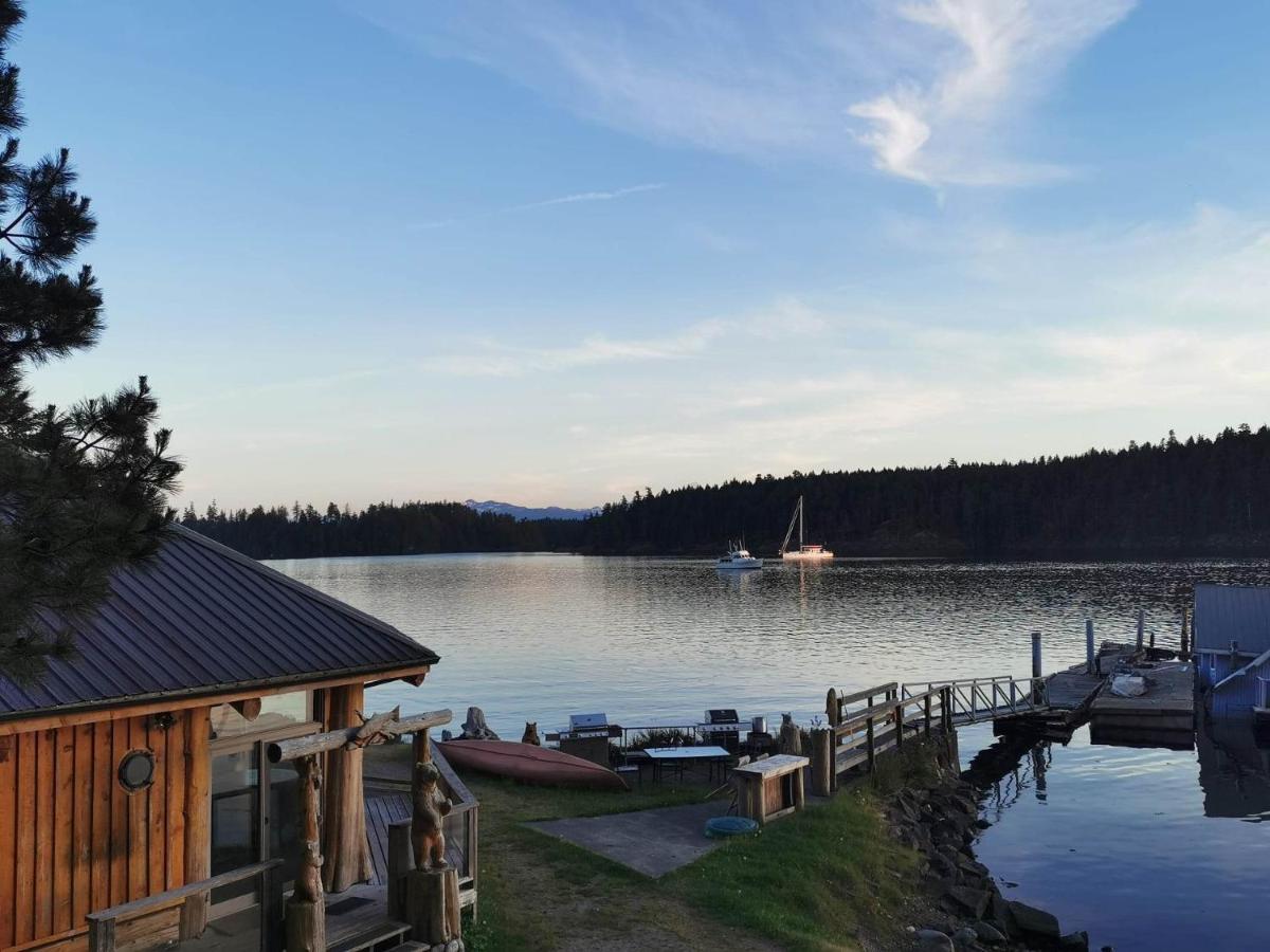 Jade Resort-Oceanfront Suites In Gowlland Harbour Heriot Bay Extérieur photo