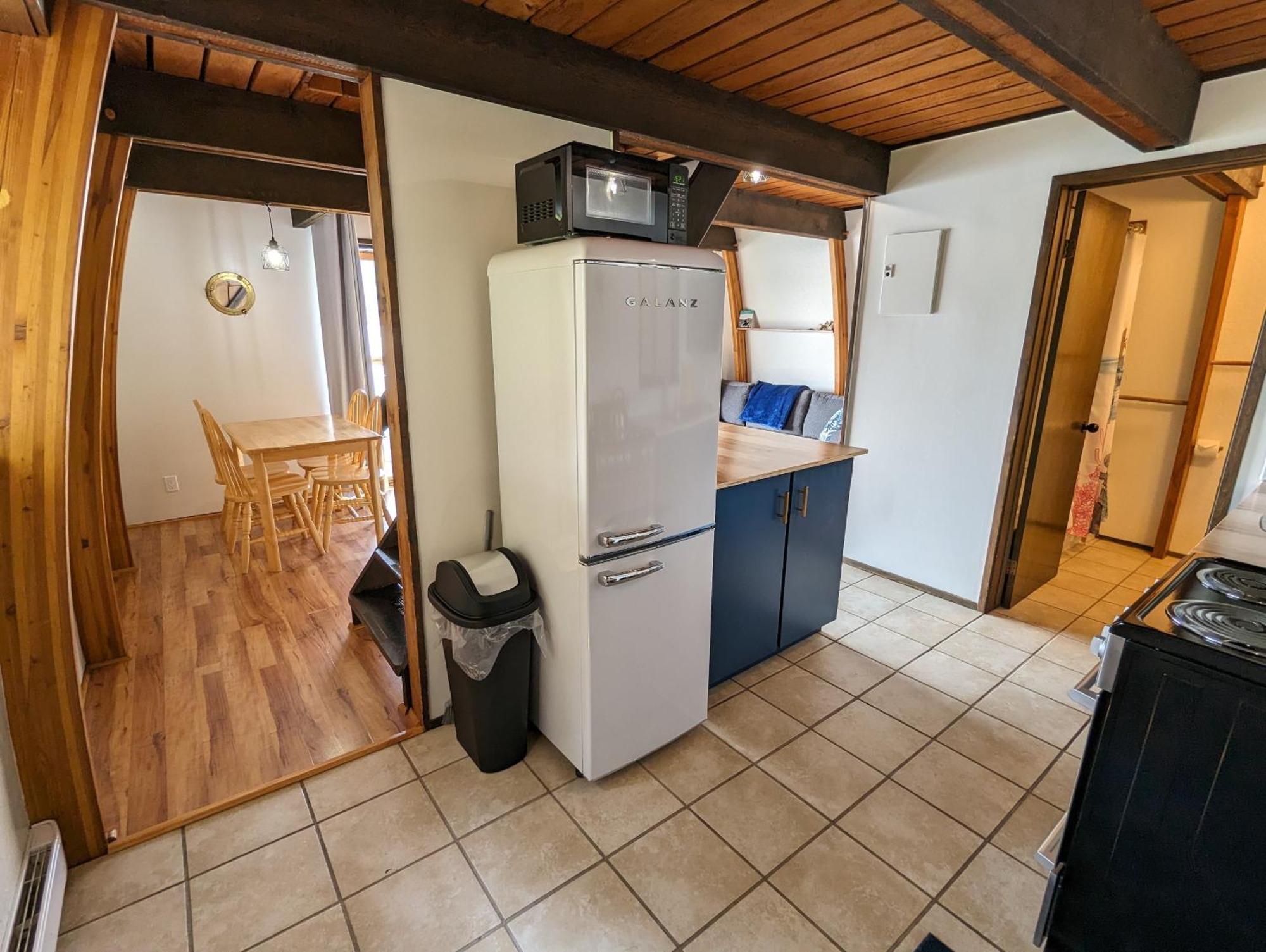 Jade Resort-Oceanfront Suites In Gowlland Harbour Heriot Bay Extérieur photo