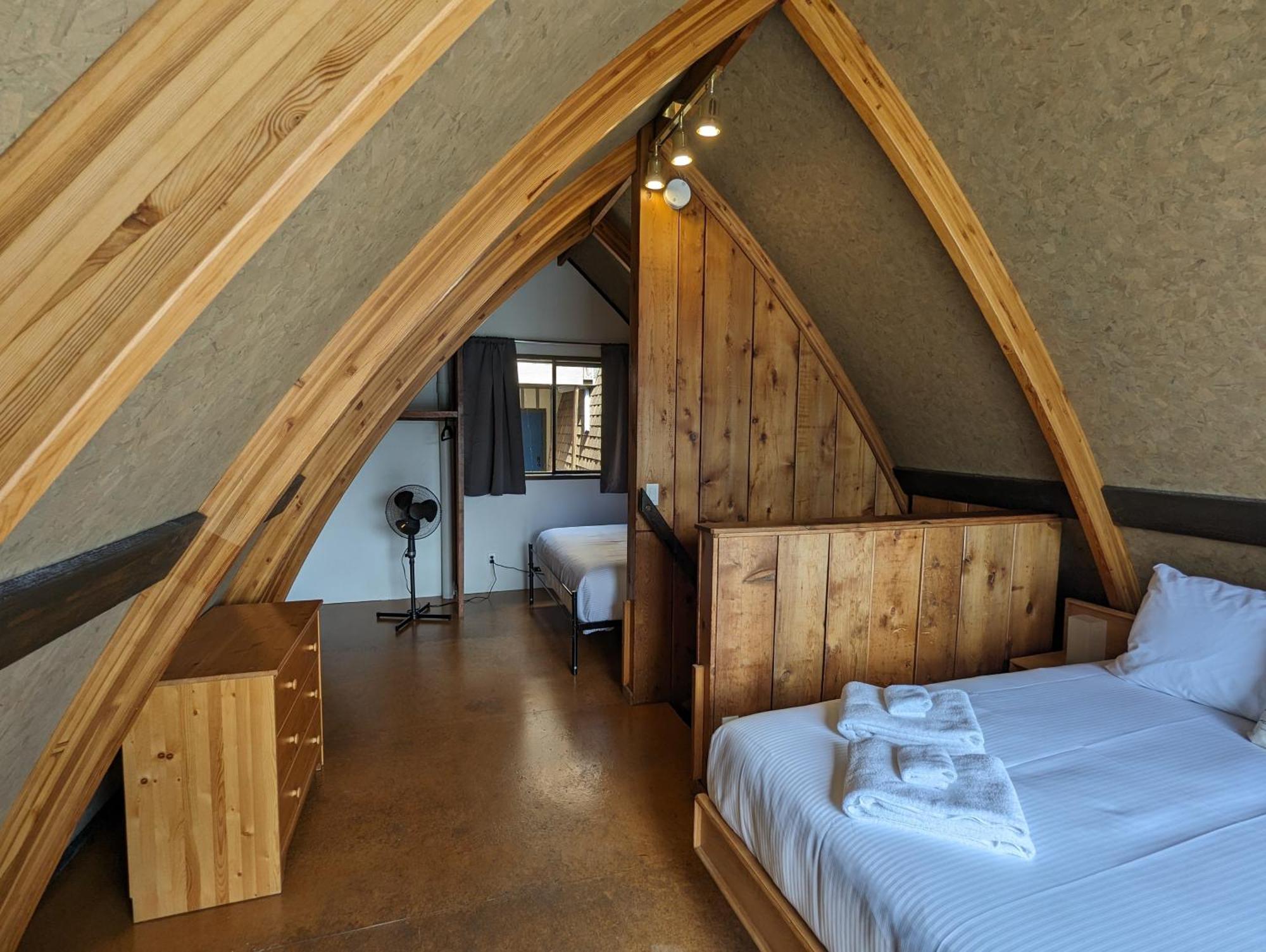 Jade Resort-Oceanfront Suites In Gowlland Harbour Heriot Bay Extérieur photo