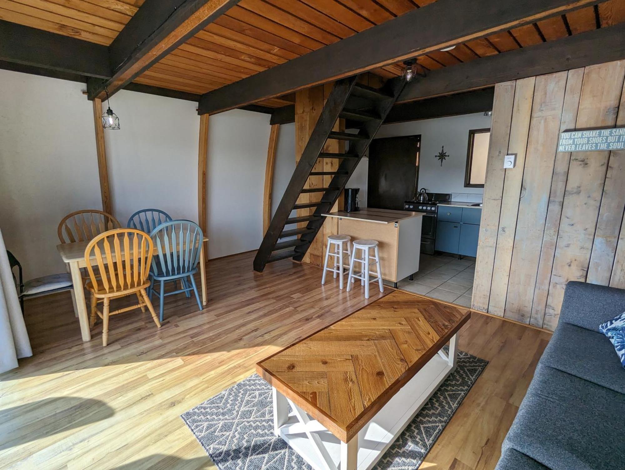 Jade Resort-Oceanfront Suites In Gowlland Harbour Heriot Bay Extérieur photo