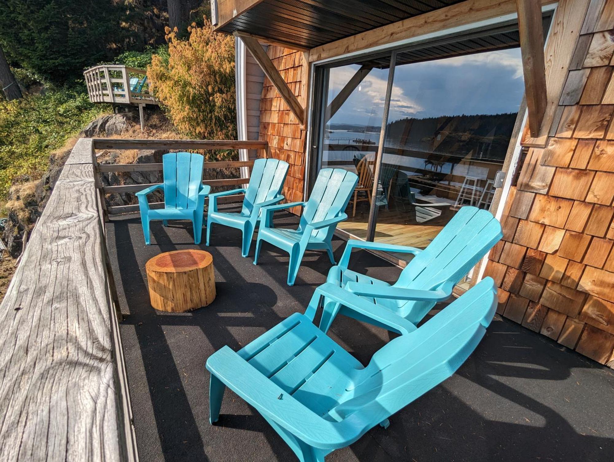 Jade Resort-Oceanfront Suites In Gowlland Harbour Heriot Bay Extérieur photo