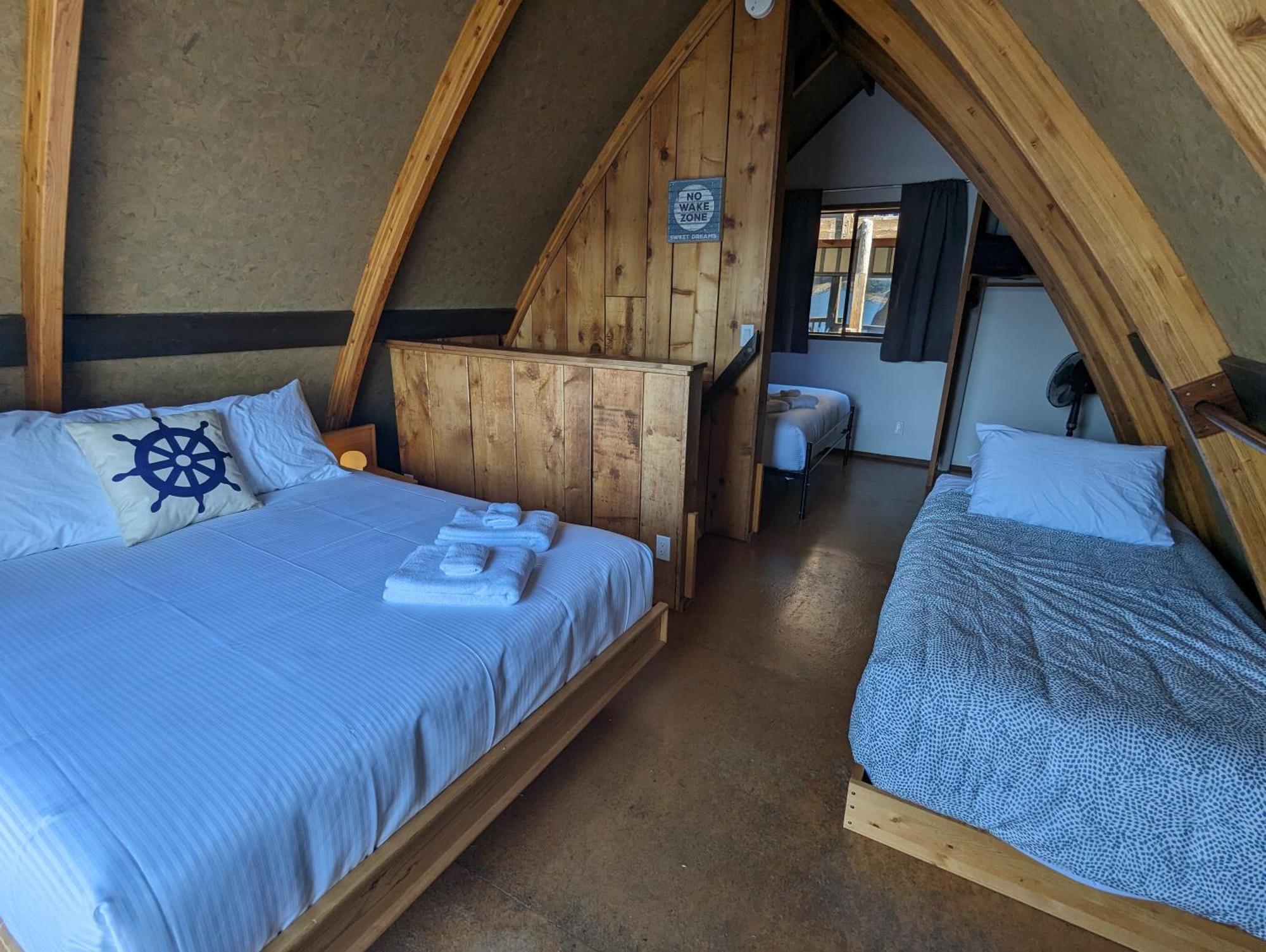 Jade Resort-Oceanfront Suites In Gowlland Harbour Heriot Bay Extérieur photo